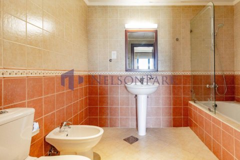 2 bedrooms Apartment in Doha, Qatar No. 57914 6