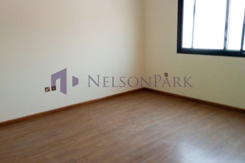 5 bedrooms Villa in Doha, Qatar No. 57909 12