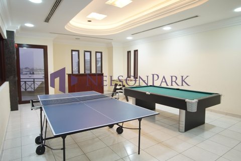 5 bedrooms Villa in Doha, Qatar No. 57909 9