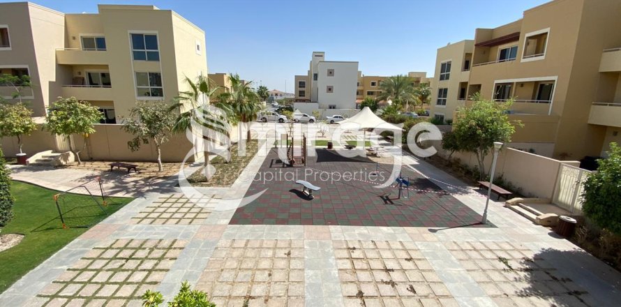 Townhouse de 3 dormitorios en Al Raha Gardens, UAE No. 81012