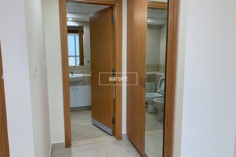 Apartment de 2 dormitorios en Jumeirah Lake Towers, UAE No. 105051 10
