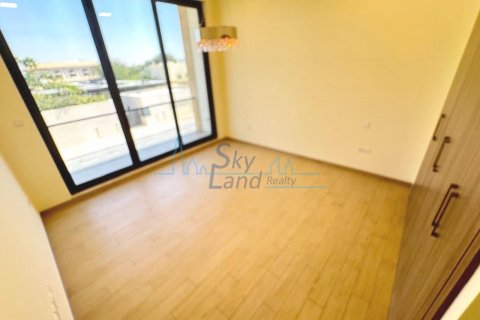 Villa de 5 dormitorios en Umm Suqeim, UAE No. 90924 20