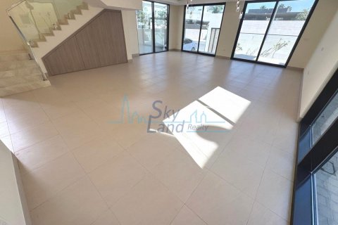 Villa de 5 dormitorios en Umm Suqeim, UAE No. 90924 13
