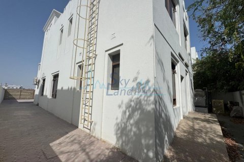Villa de 4 dormitorios en Jumeirah, UAE No. 90926 20