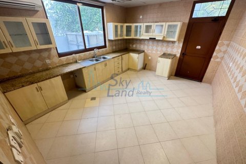 Villa de 4 dormitorios en Jumeirah, UAE No. 90926 14