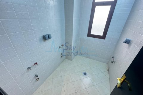 Villa de 4 dormitorios en Jumeirah, UAE No. 90926 8