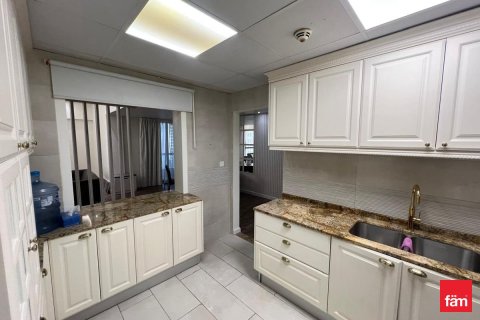 Appartement de 3 chambres à Dubai, UAE No. 103477 9