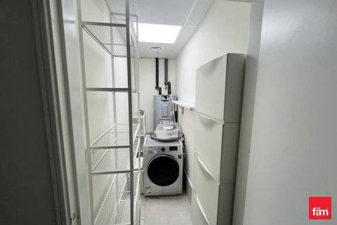 Appartement de 3 chambres à Dubai, UAE No. 103477 8