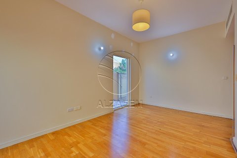 Villa de 4 dormitorios en Al Raha Gardens, UAE No. 91089 6