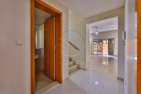 Villa de 4 dormitorios en Al Raha Gardens, UAE No. 91089 18