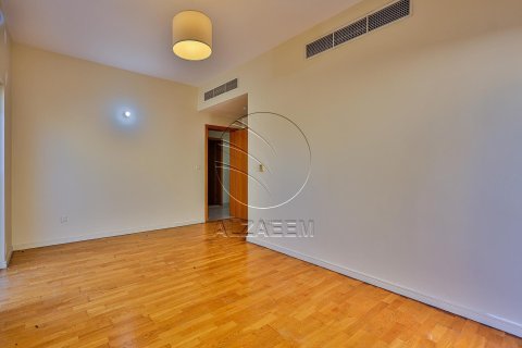Villa de 4 dormitorios en Al Raha Gardens, UAE No. 91089 7