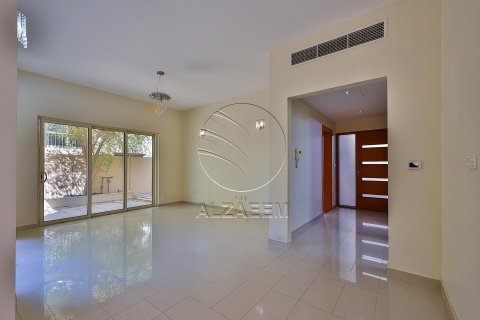 Villa de 4 dormitorios en Al Raha Gardens, UAE No. 91089 15