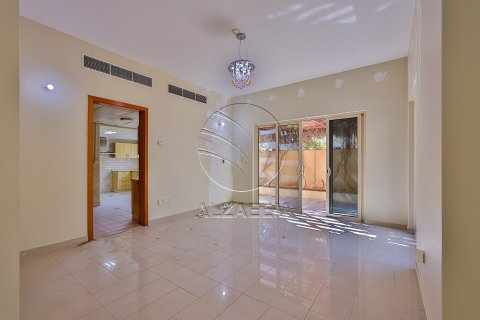 Villa de 4 dormitorios en Al Raha Gardens, UAE No. 91089 11