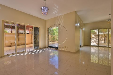 Villa de 4 dormitorios en Al Raha Gardens, UAE No. 91089 19