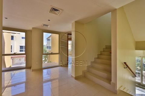 Villa de 4 dormitorios en Al Raha Gardens, UAE No. 91089 24