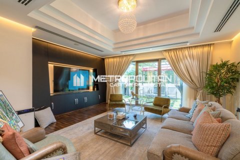 Villa de 4 dormitorios en Al Bateen, UAE No. 8997 4