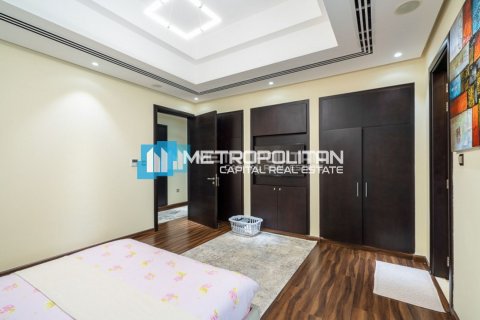 Villa de 4 dormitorios en Al Bateen, UAE No. 8997 12