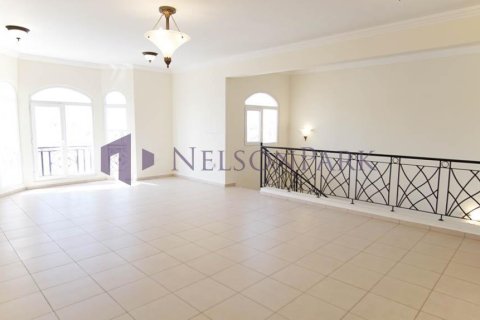 3 bedrooms Apartment in Doha, Qatar No. 60916 4