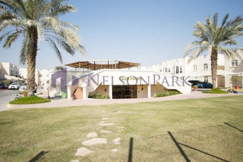 3 bedrooms Apartment in Doha, Qatar No. 60916 9