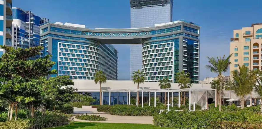 Studio Apartment in Palm Jumeirah, UAE No. 22719