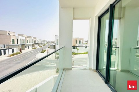 4 غرف نوم فيلا  رقم 107398 2