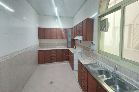 Villa de 7 chambres à Abu Dhabi, UAE No. 90068 21