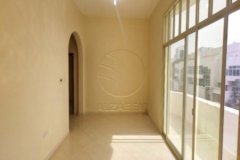 Villa de 7 chambres à Abu Dhabi, UAE No. 90068 15
