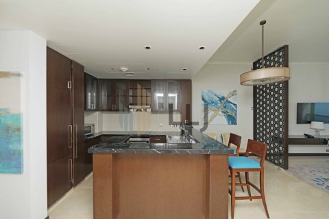 Apartment de 2 dormitorios en Abu Dhabi, UAE No. 80378 13