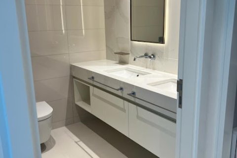 2 غرف نوم شقة في BEACH VISTA TOWER 2 EMAAR Beachfront, الإمارات العربية المتحدة رقم 96939 13