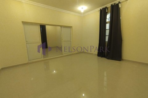 6 bedrooms Villa in Al Shamal, Qatar No. 57731 17
