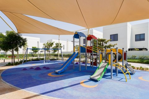 Townhouse de 2 dormitorios en  Yas Island, UAE No. 79048 24