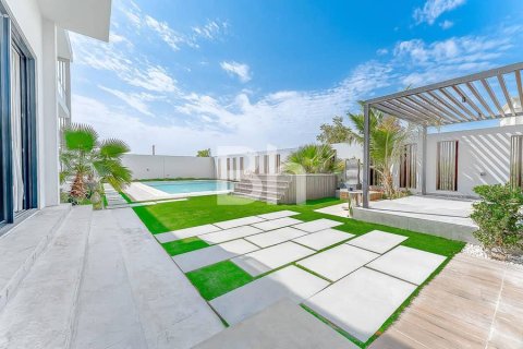 Villa de 5 dormitorios en Dubai Hills Estate, UAE No. 90434 3