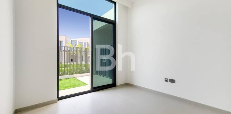 Villa de 4 dormitorios en Arabian Ranches 3, UAE No. 90430