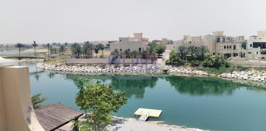 4 bedrooms Townhouse in Al Hamra Village, UAE No. 91756