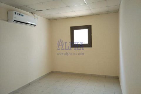 4 bedrooms Townhouse in Al Hamra Village, UAE No. 91756 2