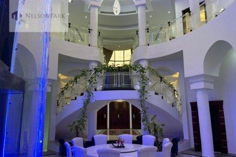 7 bedrooms Villa in Sector E, UAE No. 42262 2