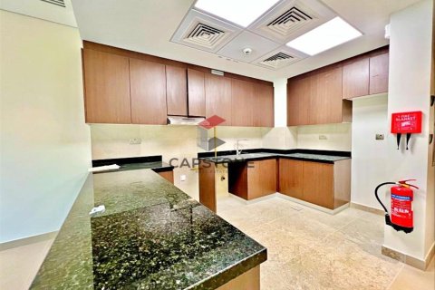 Townhouse de 3 dormitorios en Khalifa City, UAE No. 86391 12