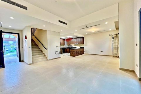 Townhouse de 2 chambres à Khalifa City, UAE No. 86390 7
