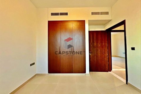 Townhouse de 2 chambres à Khalifa City, UAE No. 86390 16