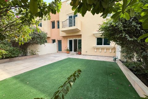 4 bedrooms Townhouse in Dubai Sports City, UAE No. 102879 2