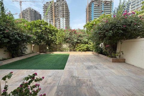 4 bedrooms Townhouse in Dubai Sports City, UAE No. 102879 15