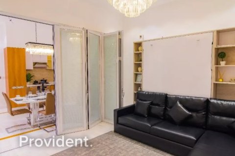 Apartment de 38.3m² en BAYZ TOWER Business Bay, UAE No. 96124 3