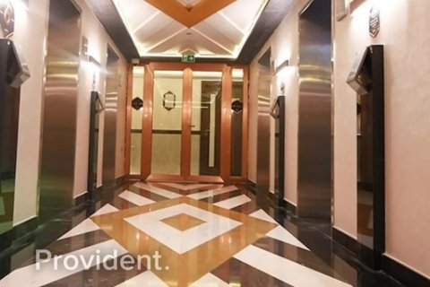 Apartment de 38.3m² en BAYZ TOWER Business Bay, UAE No. 96124 10