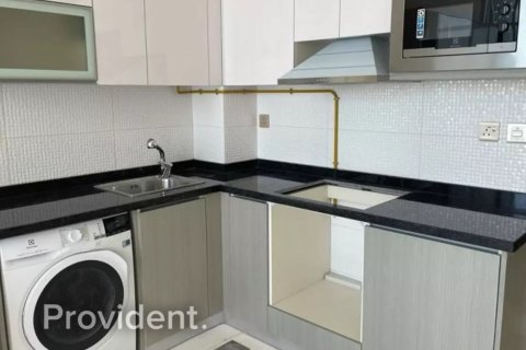 Apartment de 38.3m² en BAYZ TOWER Business Bay, UAE No. 96124 6