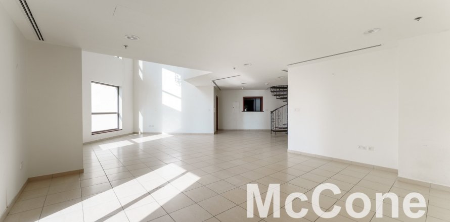 Apartment de 4 dormitorios en Shams, UAE No. 74749