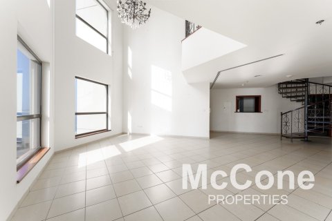 Apartment de 4 dormitorios en Shams, UAE No. 74749 4