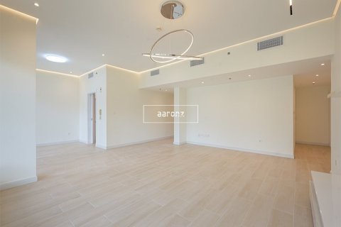 3 bedrooms Apartment  No. 106158 5