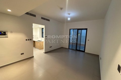 2 bedrooms Townhouse on the Yas Island, UAE No. 83190 3