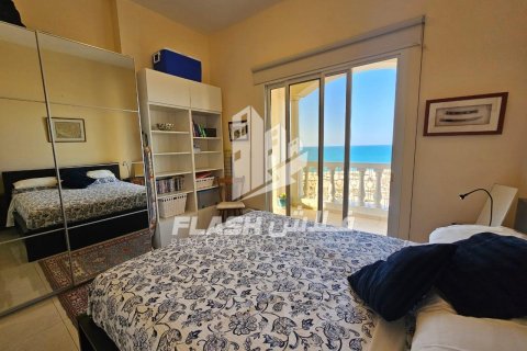 Квартира с 2 спальнями в Al Hamra Village, ОАЭ №88542 20