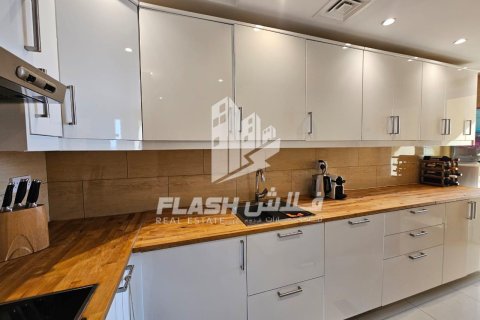 Квартира с 2 спальнями в Al Hamra Village, ОАЭ №88542 18